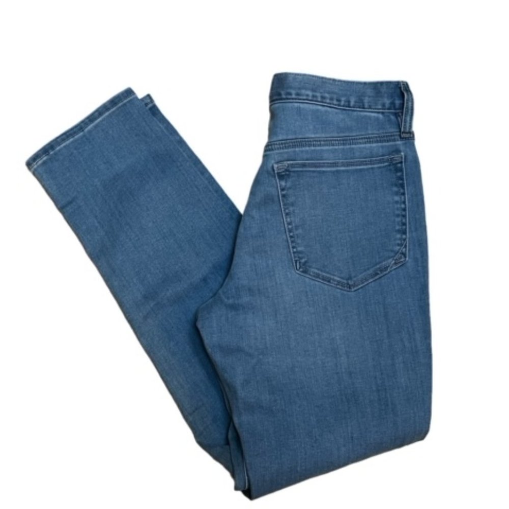 NWT retired style NWT Banana Republic Slim Travler